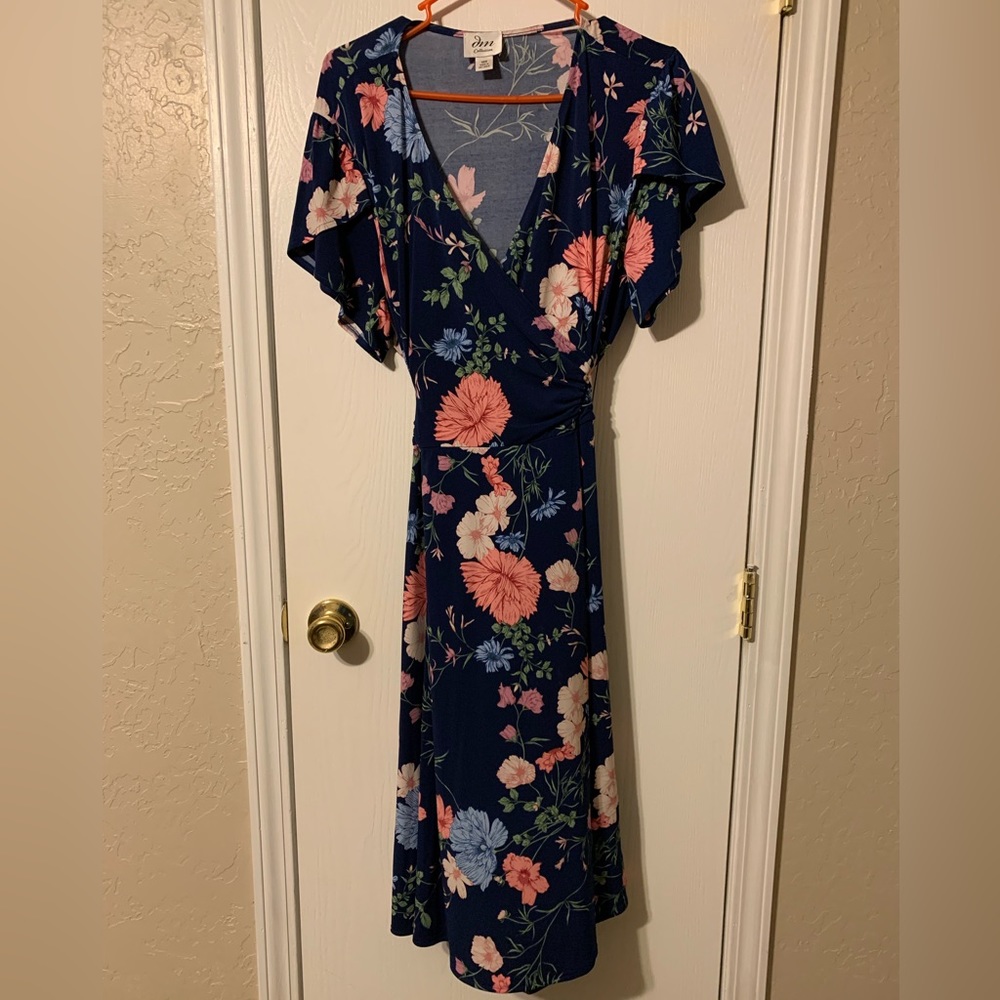 DM COLLECTION
Rayla Faux Wrap Knit Dress Size 18W